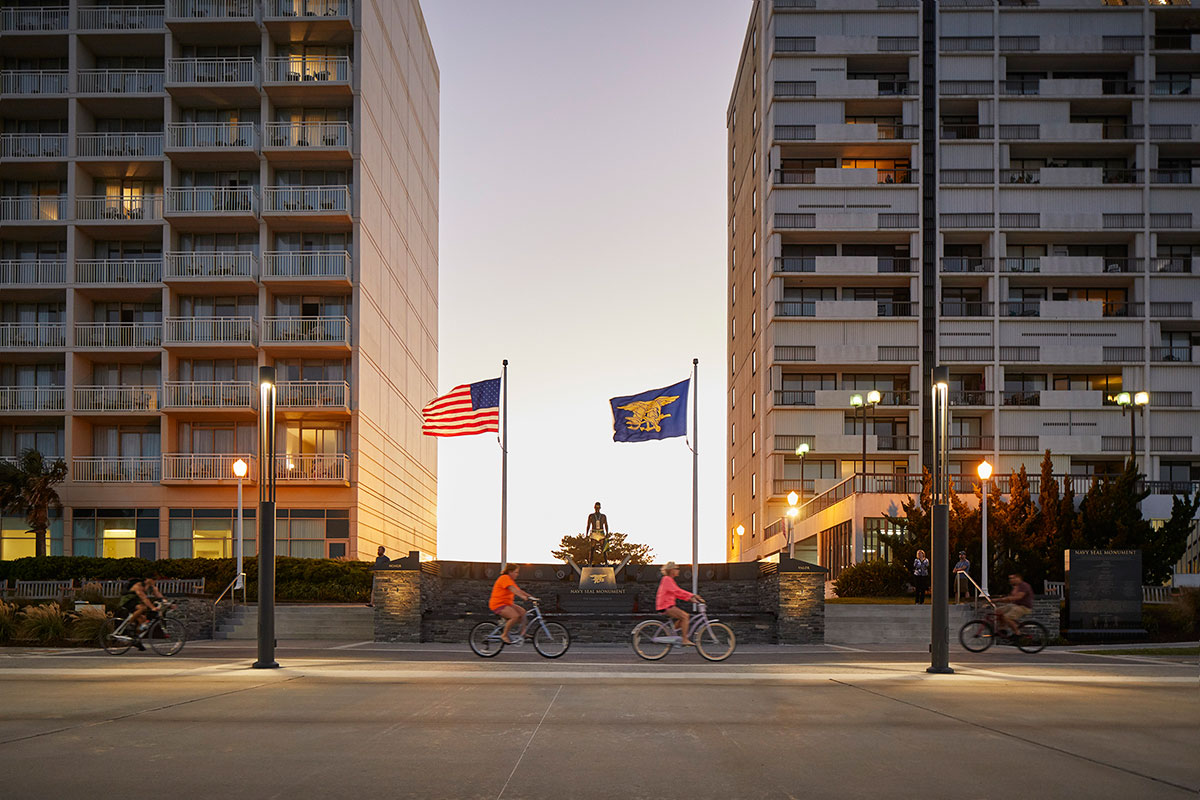 Navy SEALs Monument in Virginia Beach, Virginia; Design Clark Nexsen