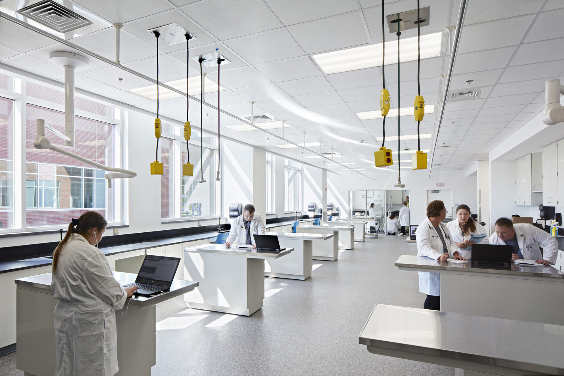 Induction area of the surgical suite at Advanced & Emerging Technologies Building (A+ET) at Cape Fear Community College in Castle Hayne, NC; Architect: Clark Nexsen