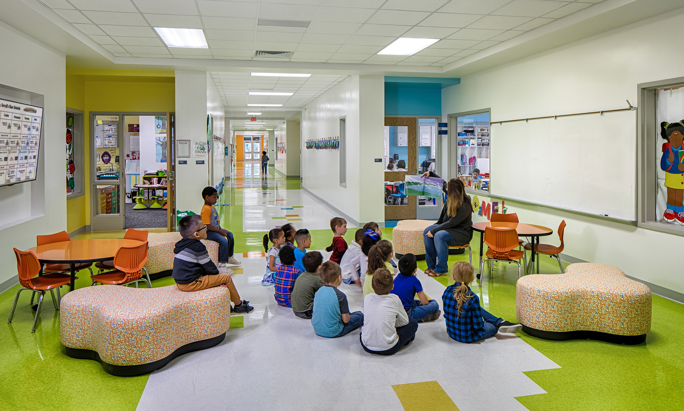 Learning commons at Bryan Road Elementary School in Garner, NC; Architect: Clark Nexsen