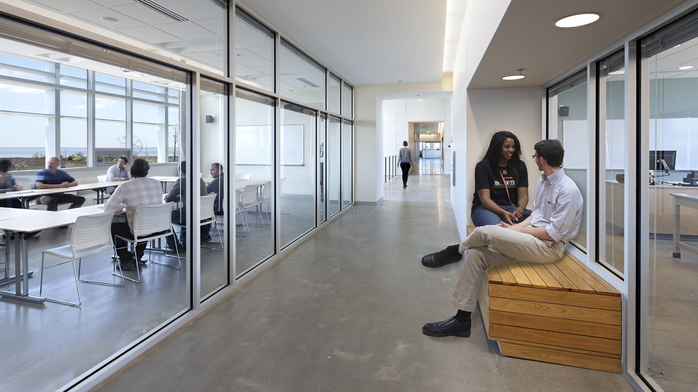 Hallway collaboration space