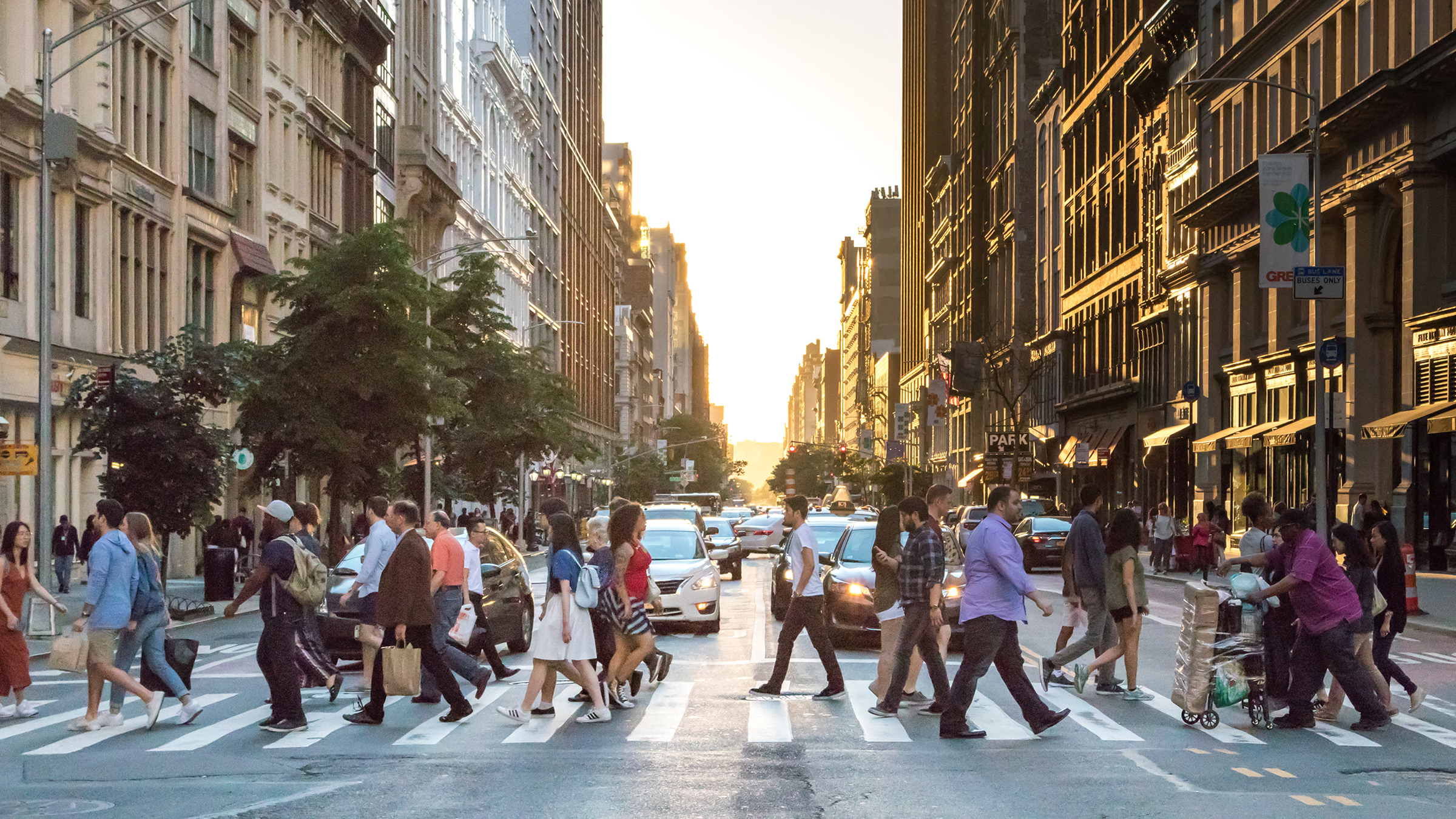 New York street with a crowd of people crossing
