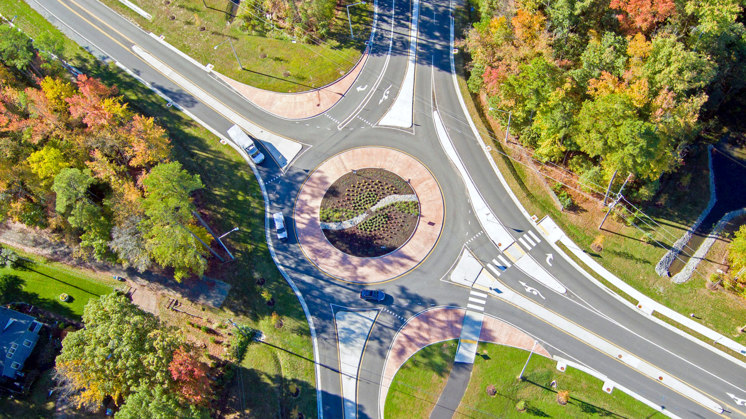 Woodman Road Roundabout and Extension Clark Nexsen