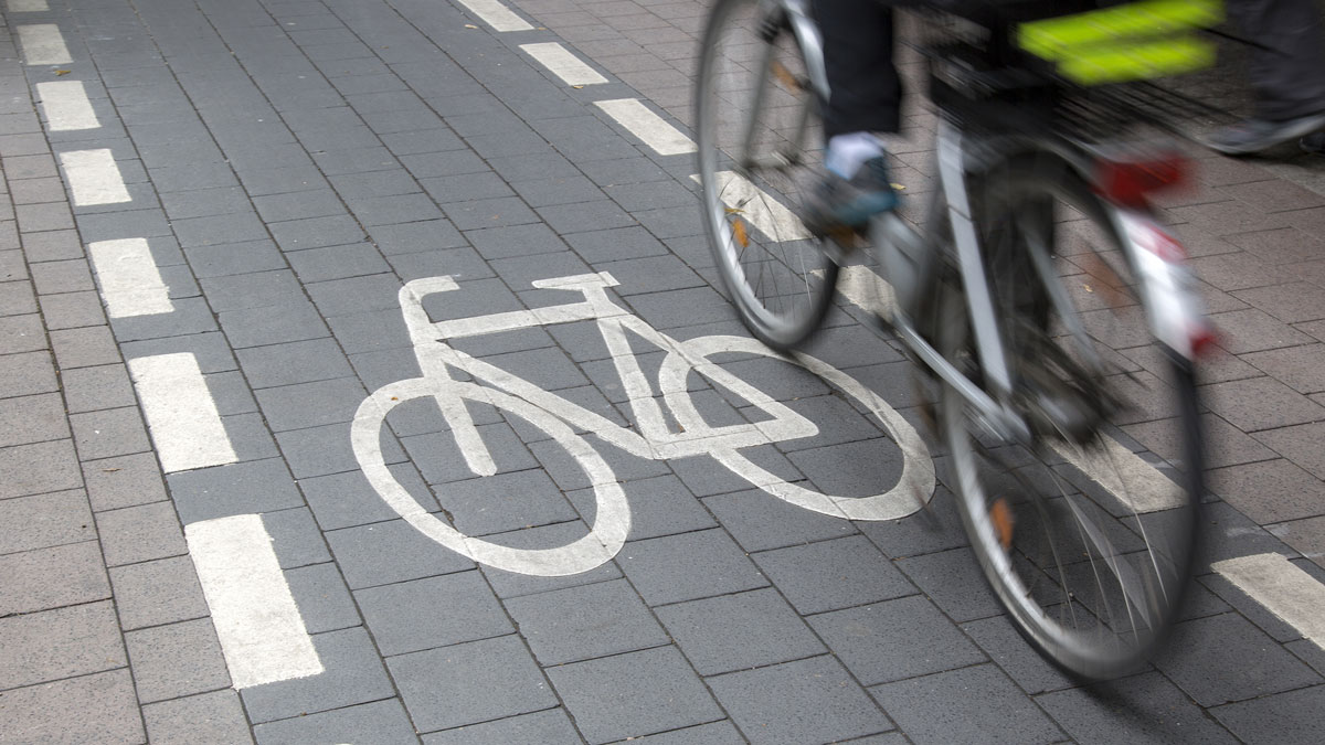 bike lane alternate transportation